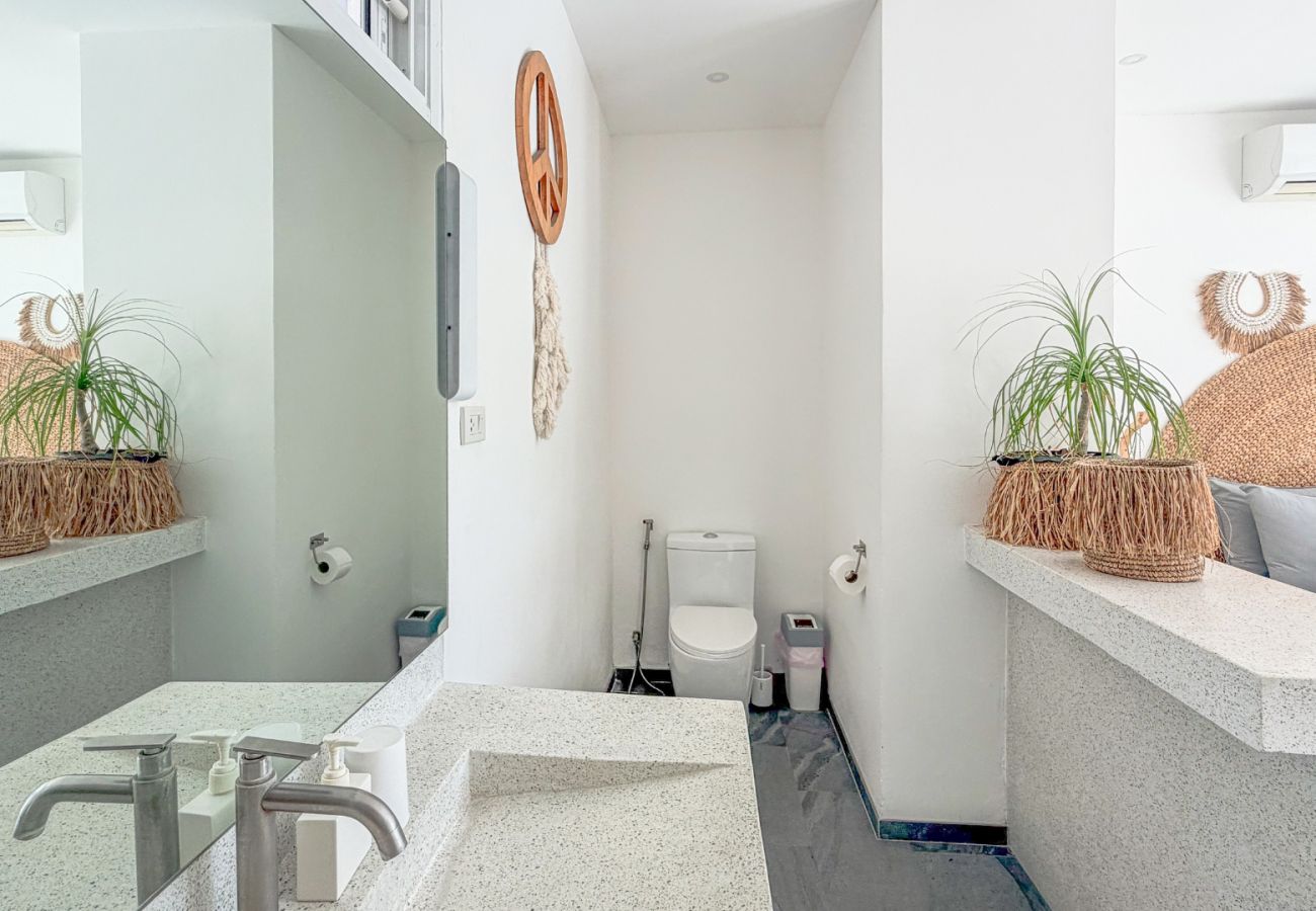 Villa in Ko Samui - WHITE BUDDHA - 3BDR - MAENAM