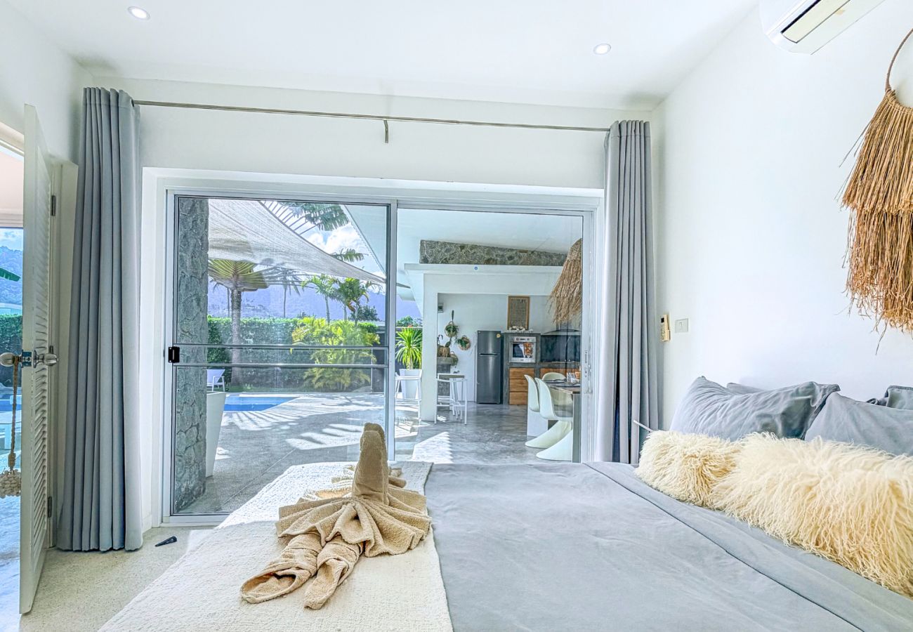 Villa in Ko Samui - WHITE BUDDHA - 3BDR - MAENAM