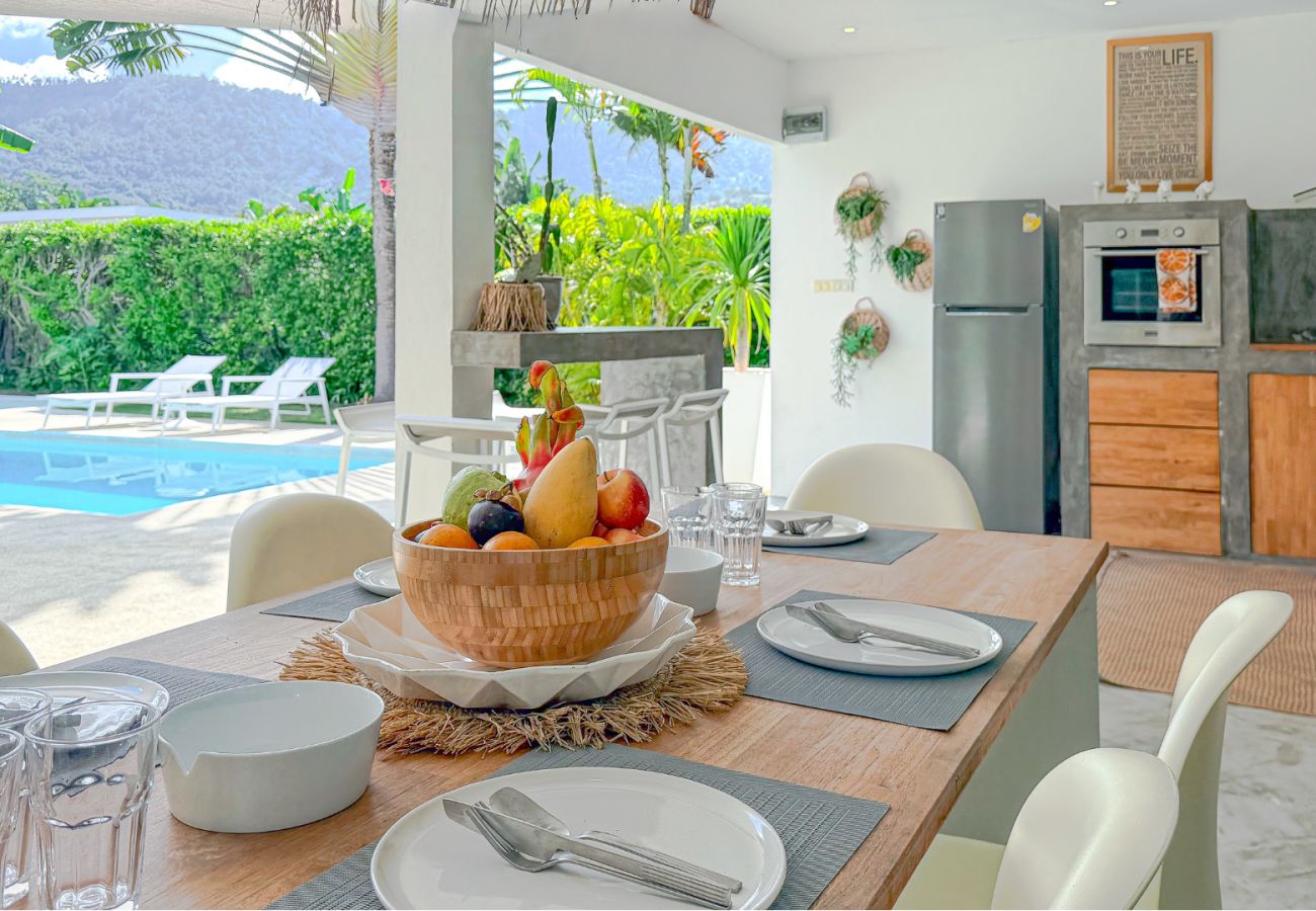 Villa in Ko Samui - WHITE BUDDHA - 3BDR - MAENAM