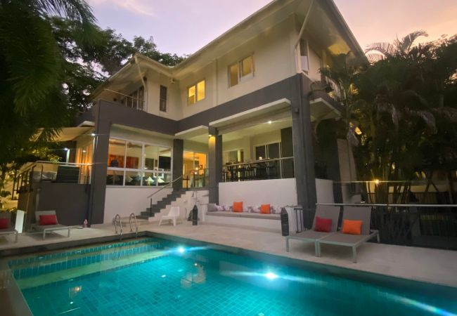 Villa in Ko Samui - TREE - 4 BDR - MAENAM