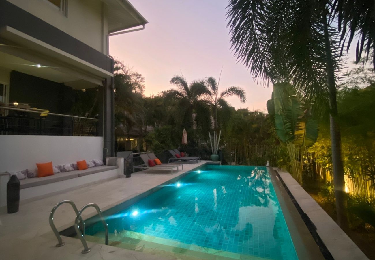 Villa in Ko Samui - TREE - 4 BDR - MAENAM