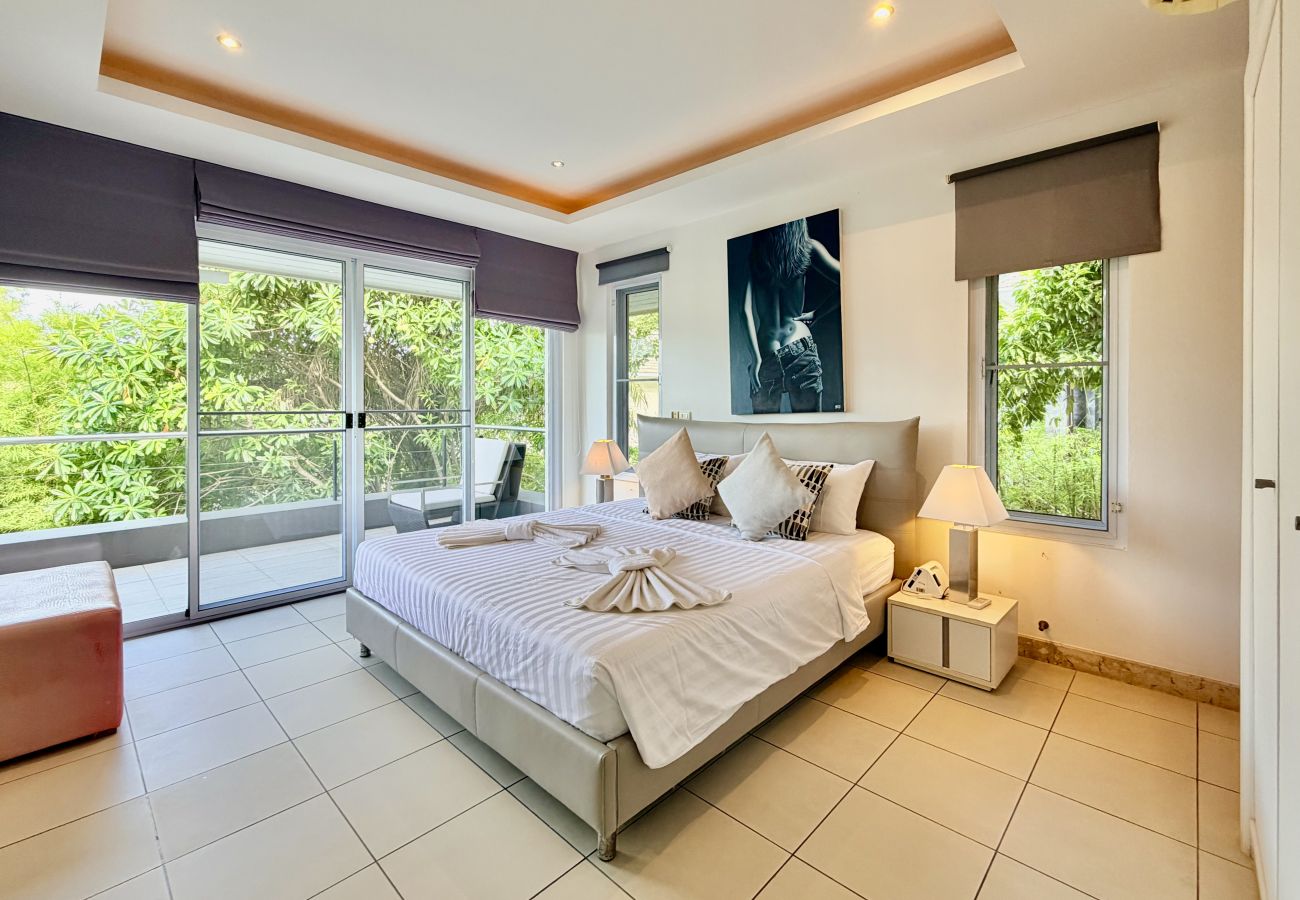 Villa in Ko Samui - TREE - 4 BDR - MAENAM