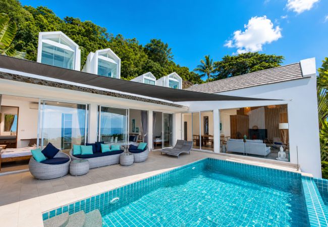Villa in Ko Samui - Villa Azula Designer Hillside Villa with Sunset Sea Views & Bali-Inspired Living