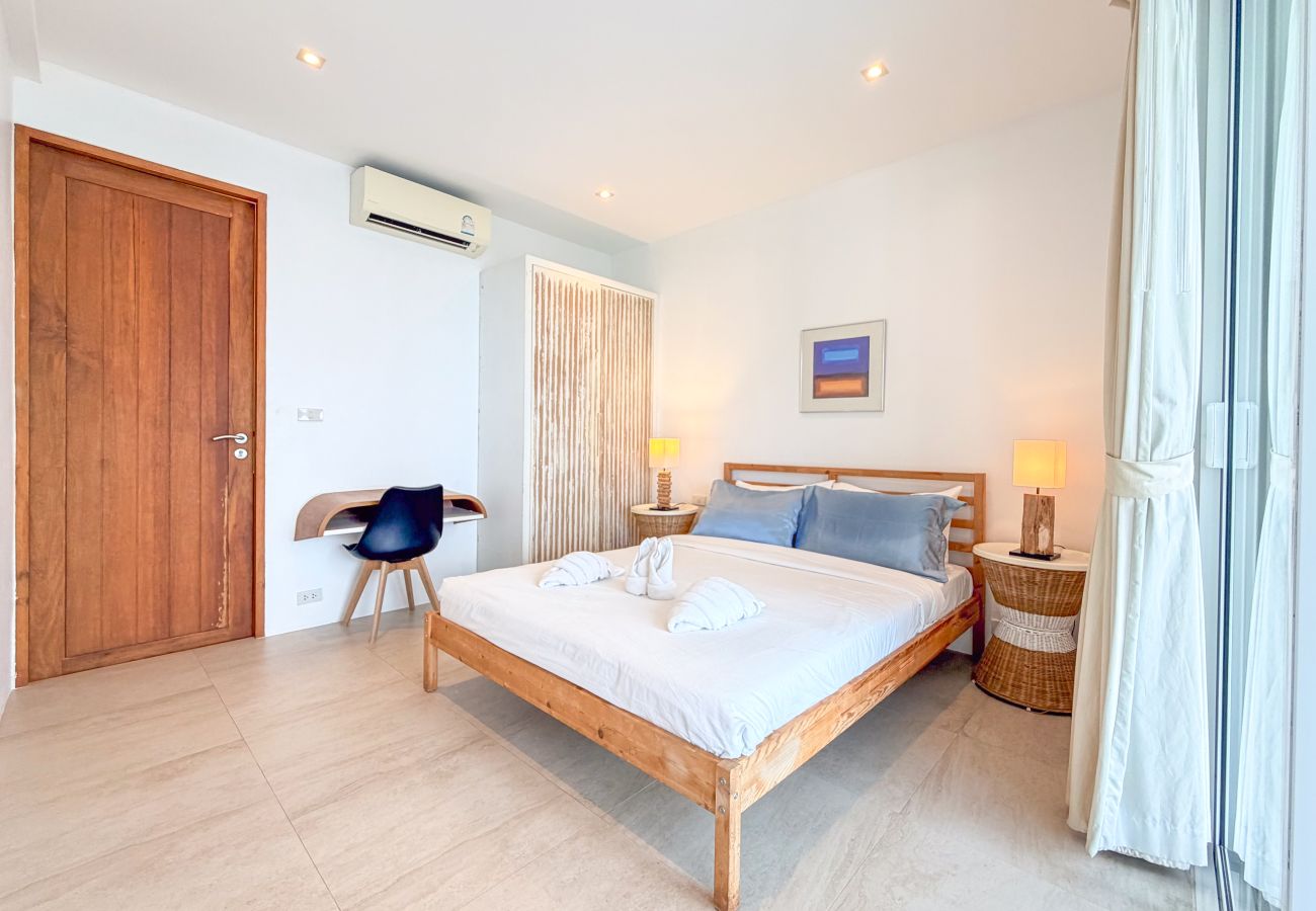 Villa in Ko Samui - Villa Azula Designer Hillside Villa with Sunset Sea Views & Bali-Inspired Living