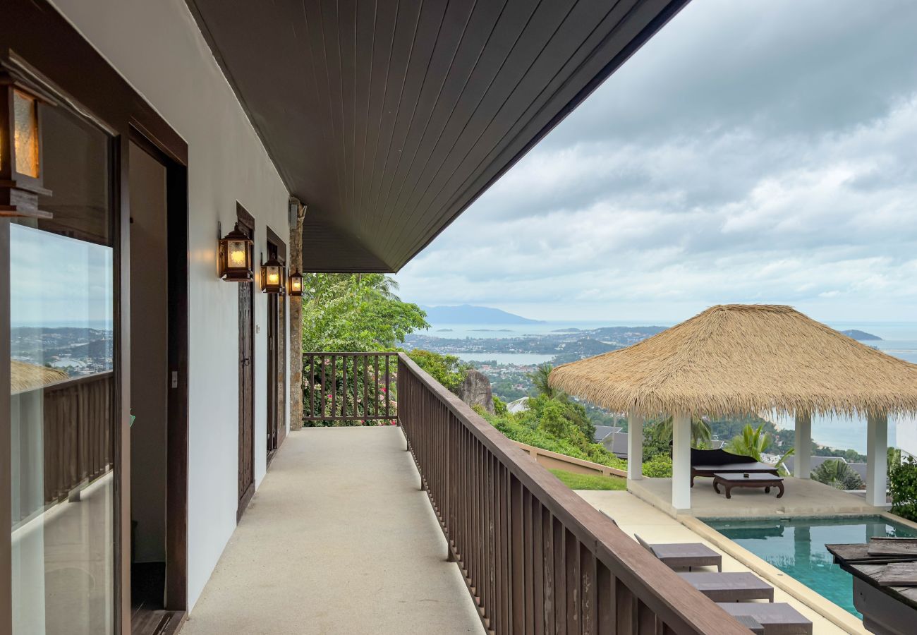 Villa in Ko Samui - Villa Formosa Tropical Bali-Style Hillside Retreat with Panoramic Sea Views