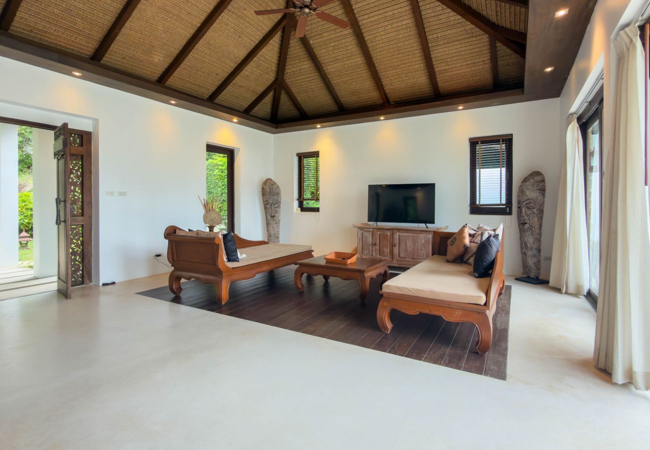 Villa in Ko Samui - Villa Formosa Tropical Bali-Style Hillside Retreat with Panoramic Sea Views