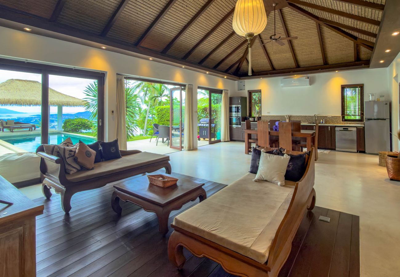 Villa in Ko Samui - Villa Formosa Tropical Bali-Style Hillside Retreat with Panoramic Sea Views