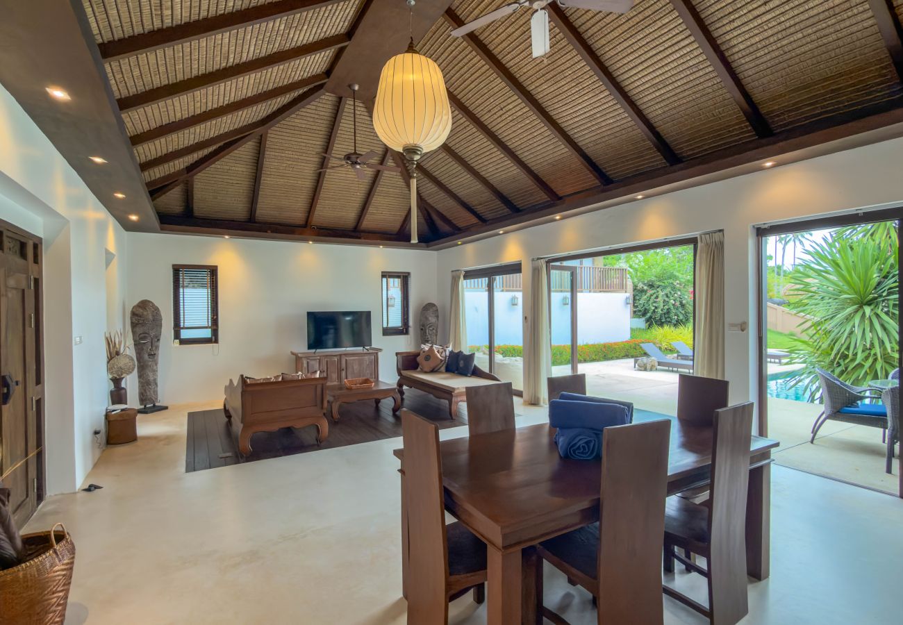 Villa in Ko Samui - Villa Formosa Tropical Bali-Style Hillside Retreat with Panoramic Sea Views
