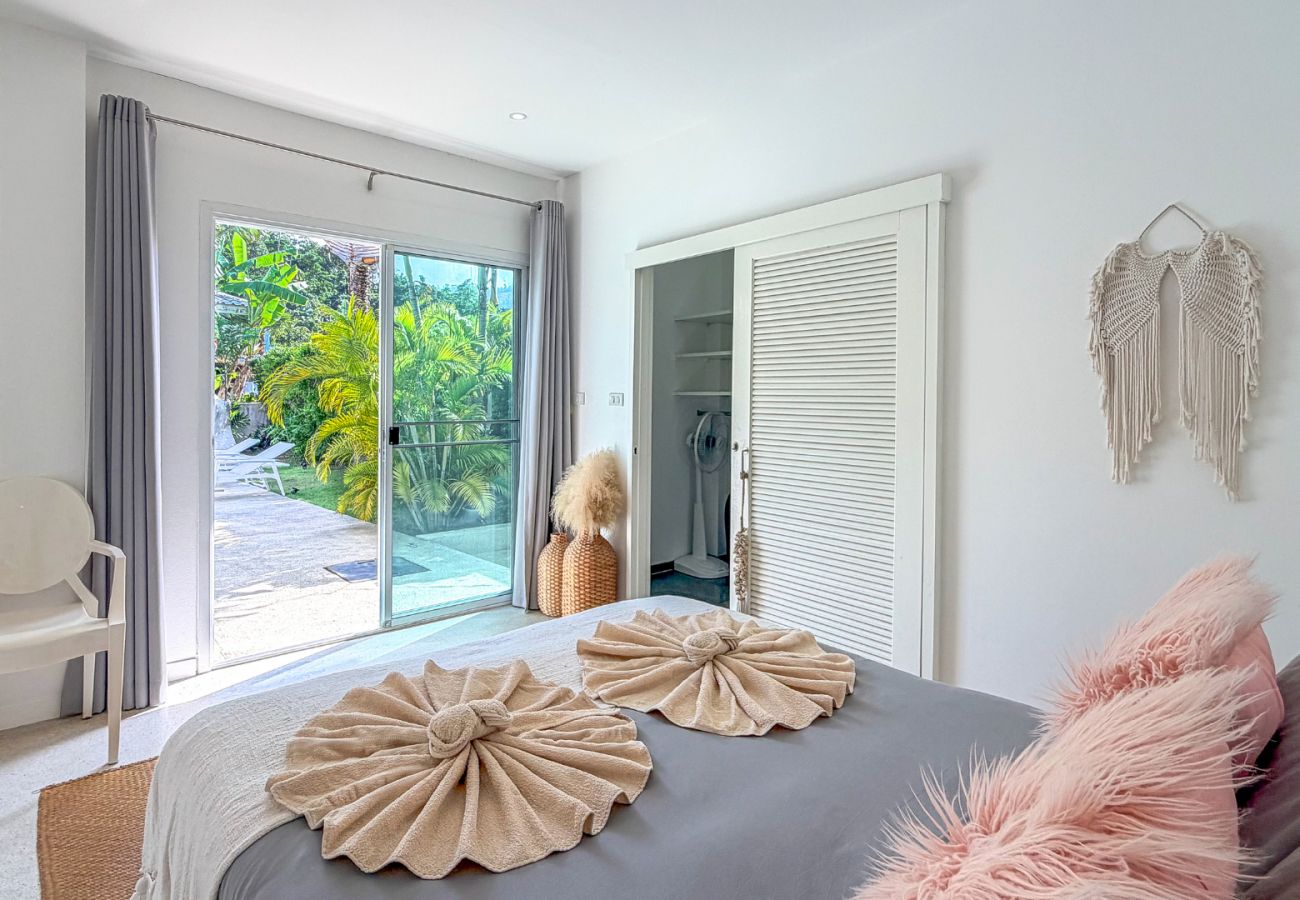 Вилла на Ko Samui - WHITE BUDDHA - 3BDR - MAENAM