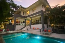 Villa in Ko Samui - TREE - 5 BDR - MAENAM