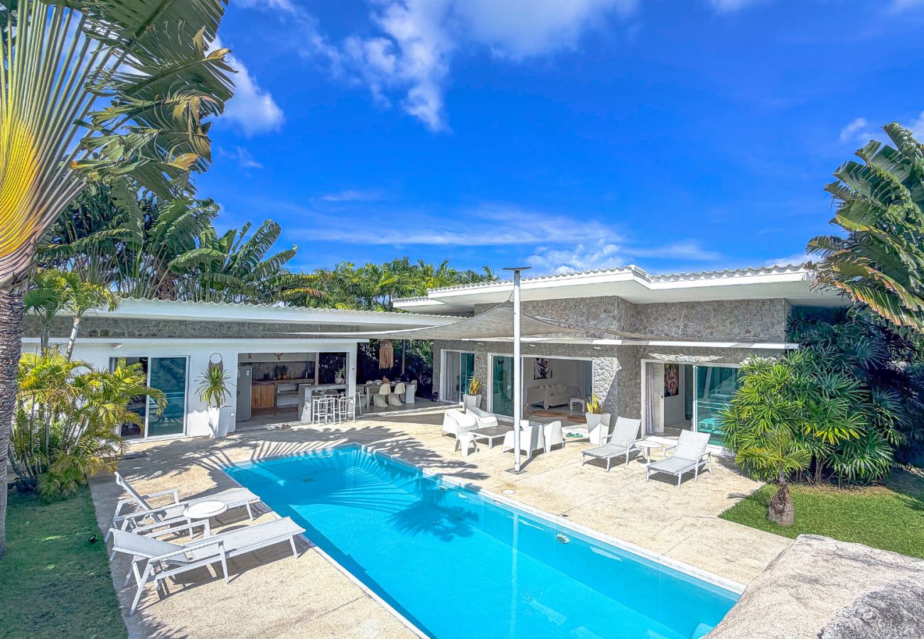 Villa in Ko Samui - WHITE BUDDHA - 3BDR - MAENAM